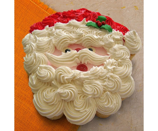 Santa Face Cake 4